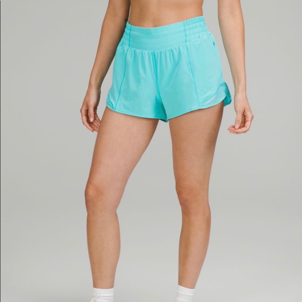 Lululemon high rise hotty hot short 2.5 inch inseam